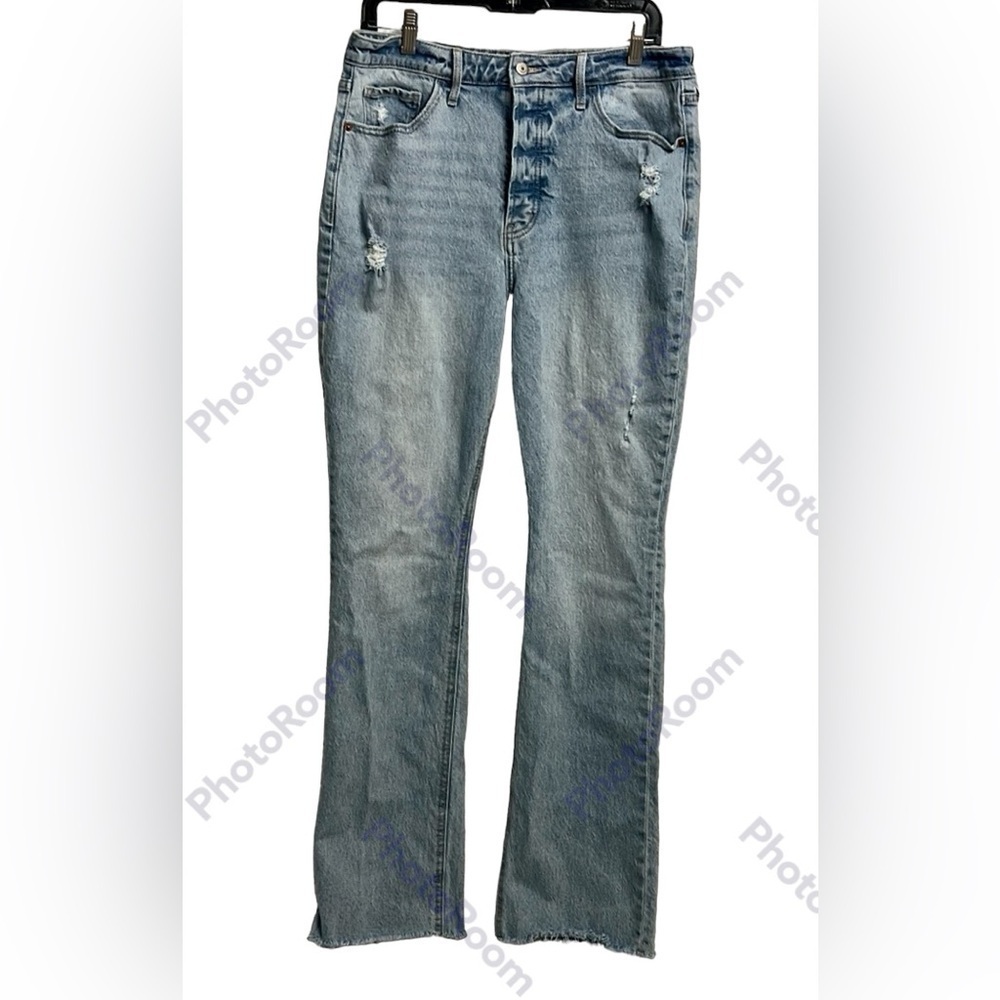 Old Navy extra-high-waisted button-fly bootcut jeans size 12